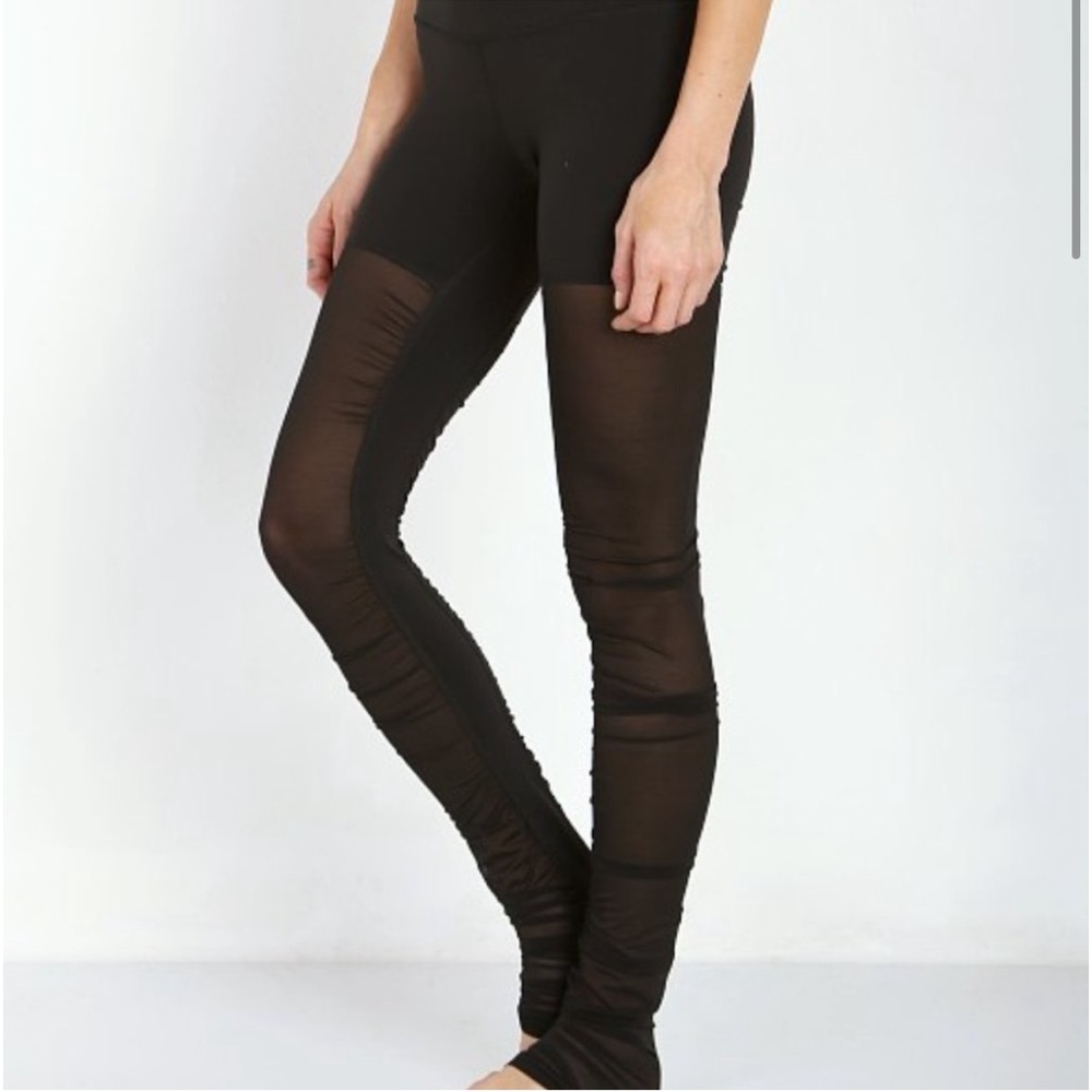 Alo yoga mesh ruched grey leggings size small/4